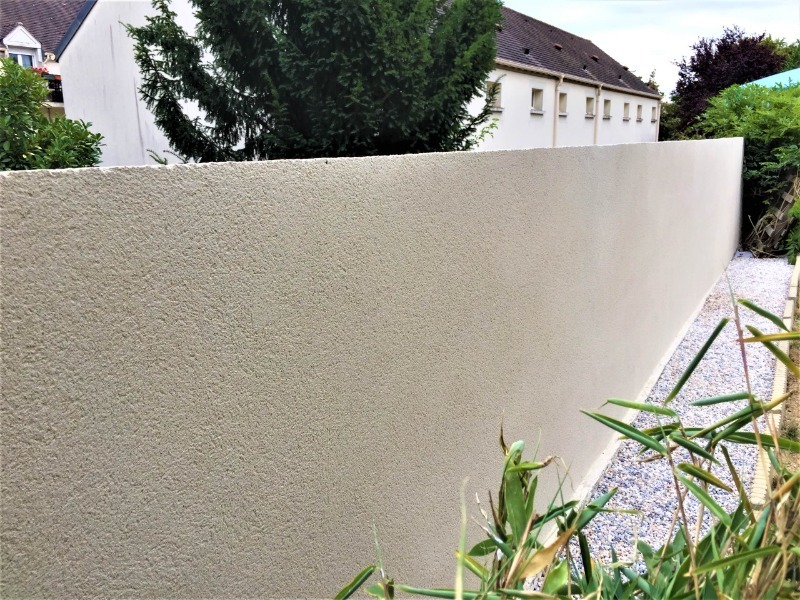 R&eacute;novation mur en pierre de meuli&egrave;re